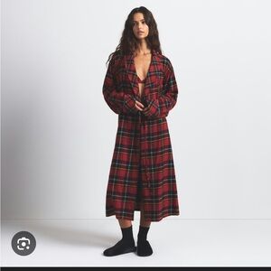 SKIMS Plaid Flannel Robe